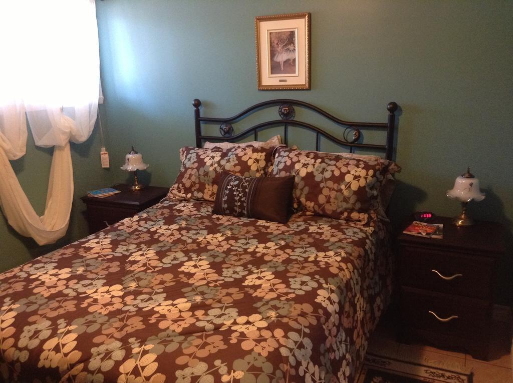 Bed and Breakfast Douces Evasions Saint-Anselme Exterior foto