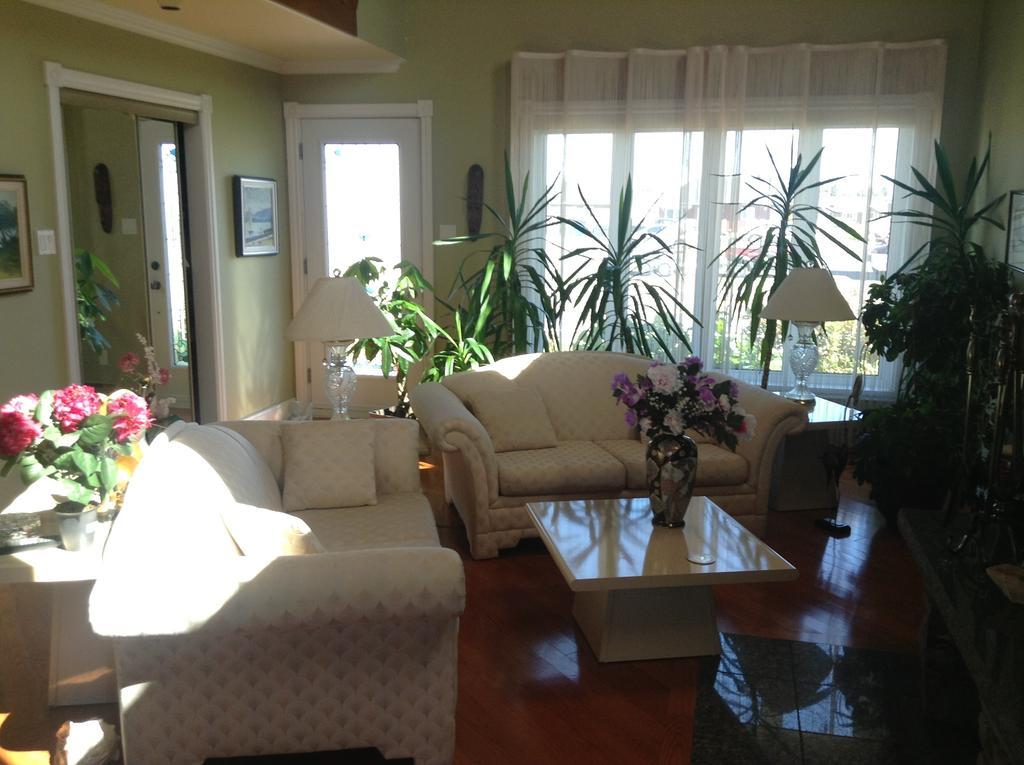 Bed and Breakfast Douces Evasions Saint-Anselme Exterior foto