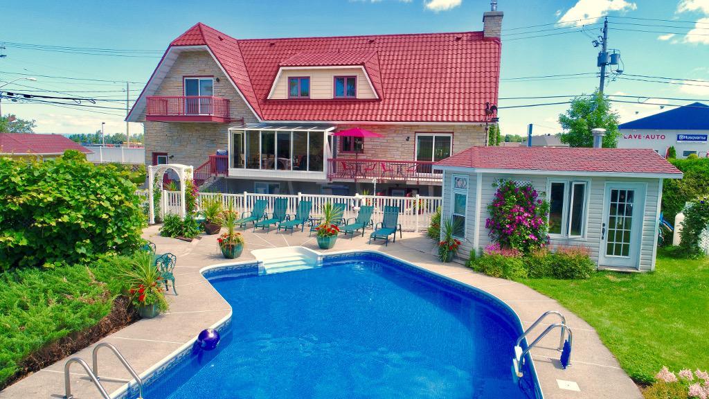 Bed and Breakfast Douces Evasions Saint-Anselme Exterior foto